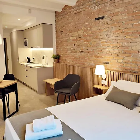 Apartahotel Ariqus Fira