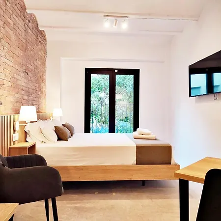 Apartahotel Ariqus Fira